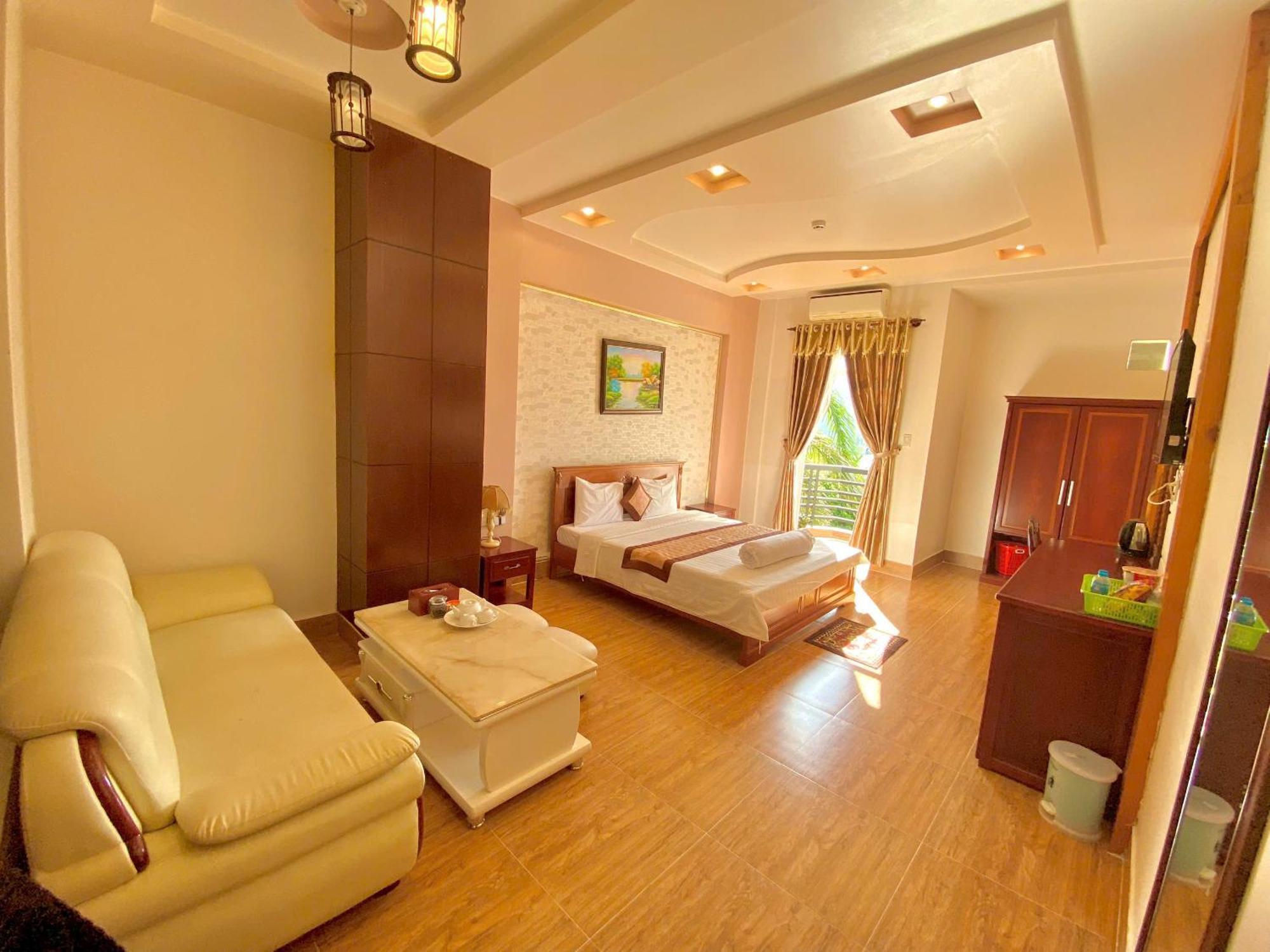 Phuc Hung 2 Hotel Rạch Giá Exterior foto