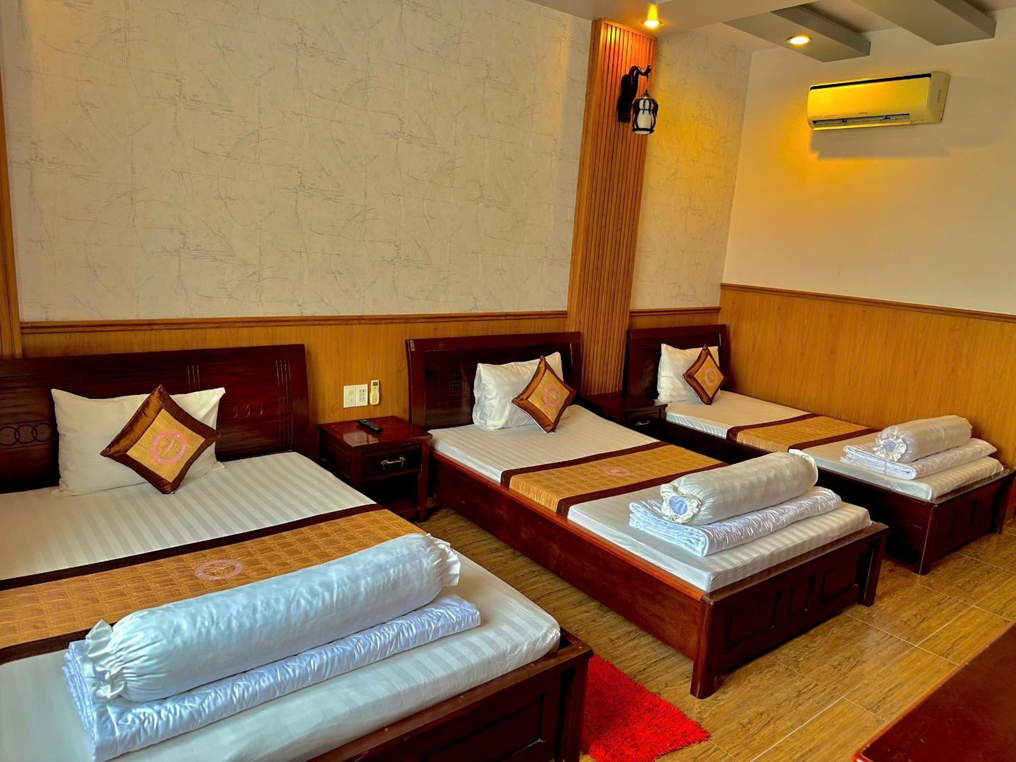 Phuc Hung 2 Hotel Rạch Giá Exterior foto
