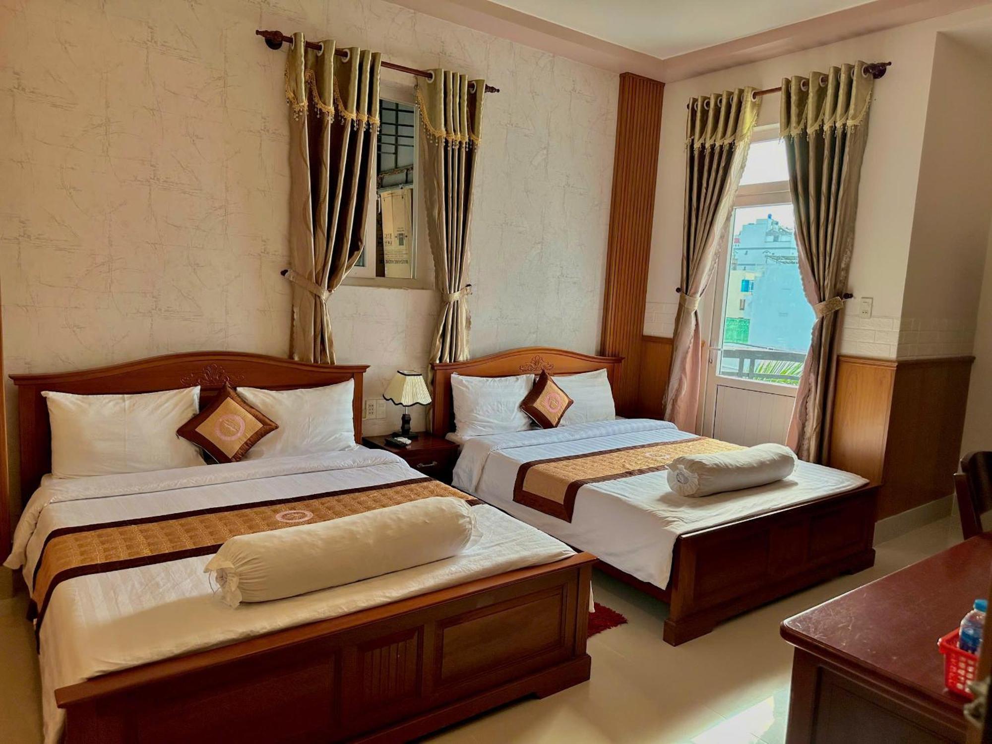 Phuc Hung 2 Hotel Rạch Giá Exterior foto